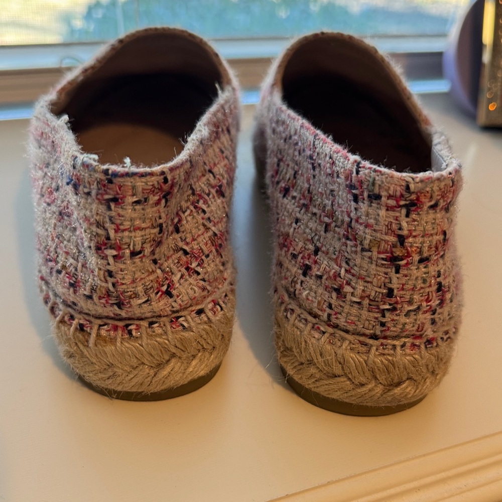 CHANEL Tweed Espadrilles - Cream, Pink and Black Size 40 (size 8.5 or 9) - Picture 5 of 11